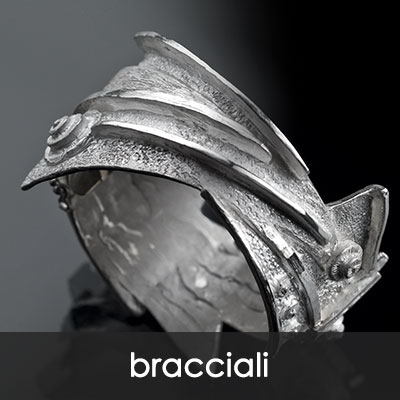 Bracciali